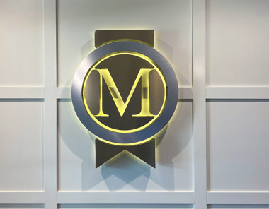 Manuel Builders Halo Lit